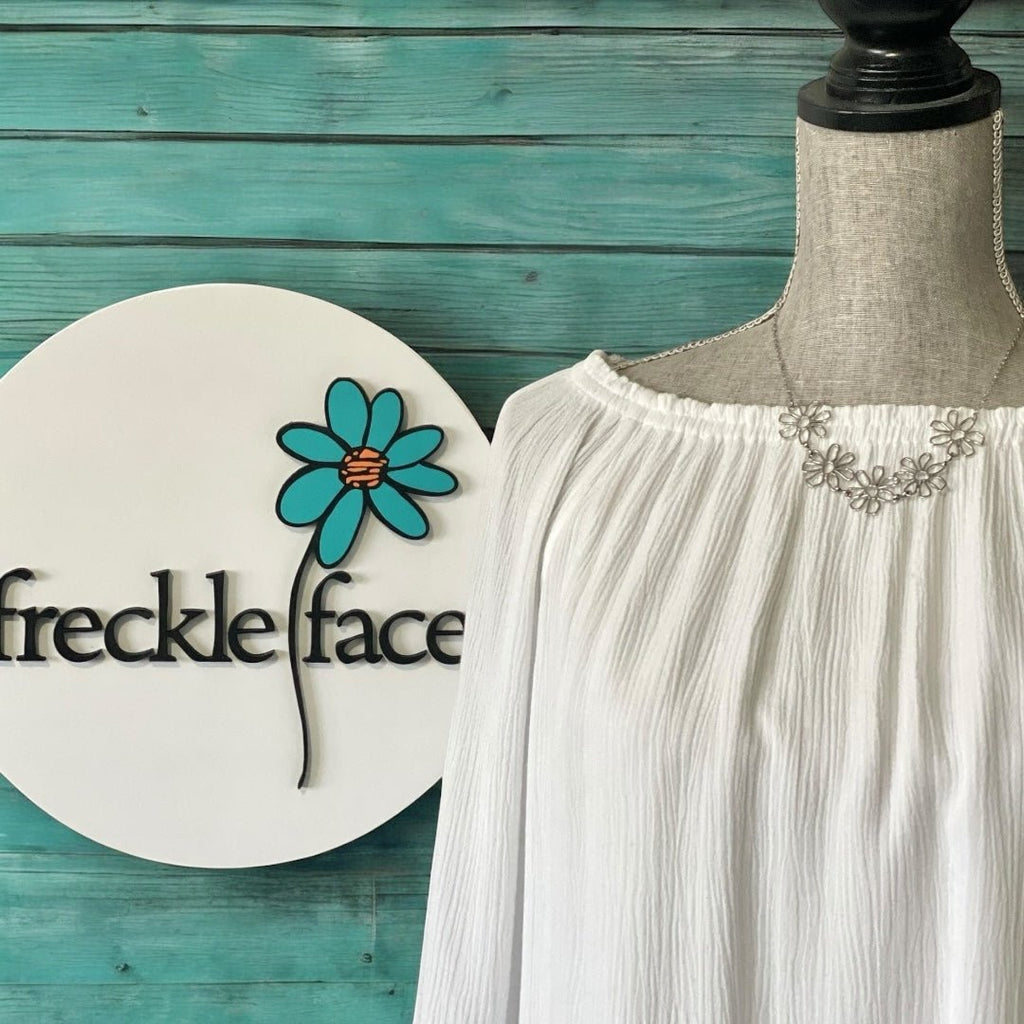 Daisy Flower Bib Necklace - Modern Hustle Marketplace