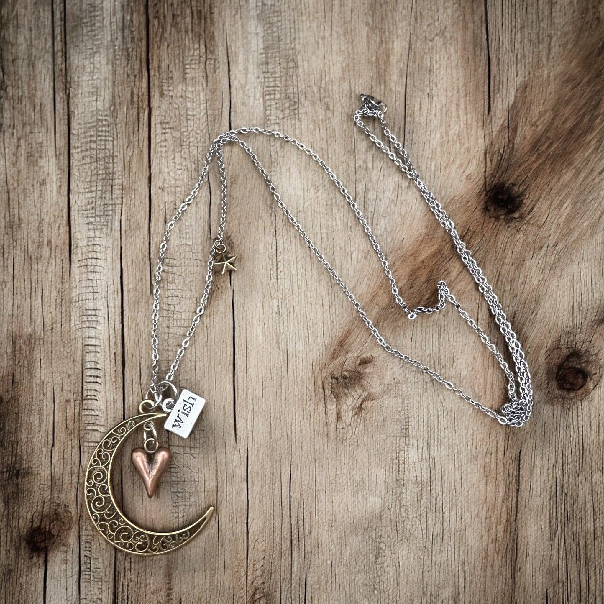 Love you to the Moon Necklace - Modern Hustle Marketplace