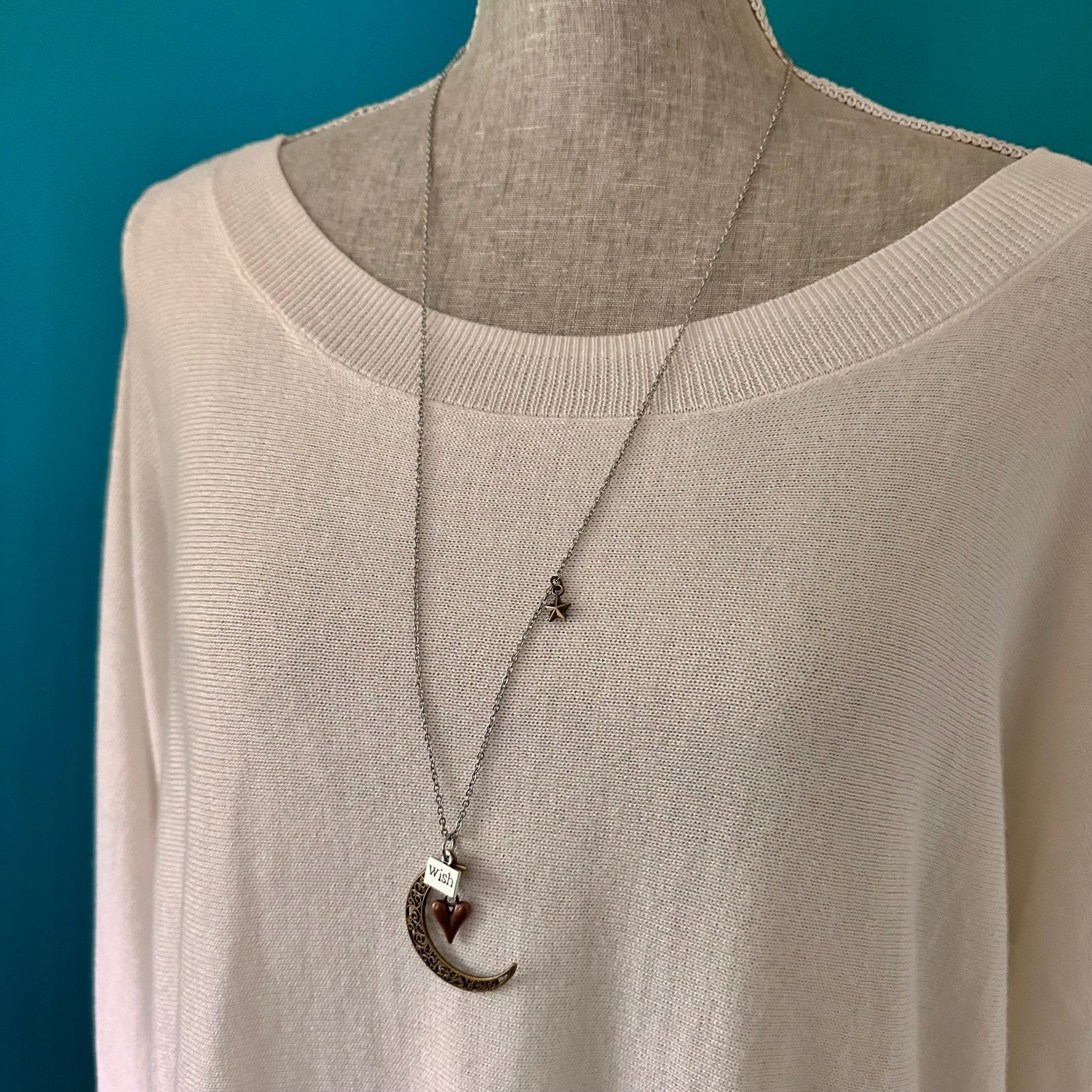 Love you to the Moon Necklace - Modern Hustle Marketplace
