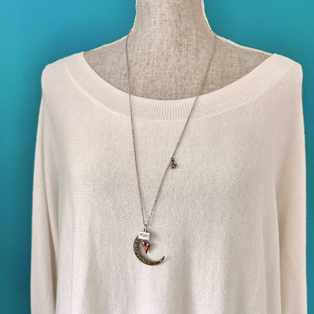 Love you to the Moon Necklace - Modern Hustle Marketplace