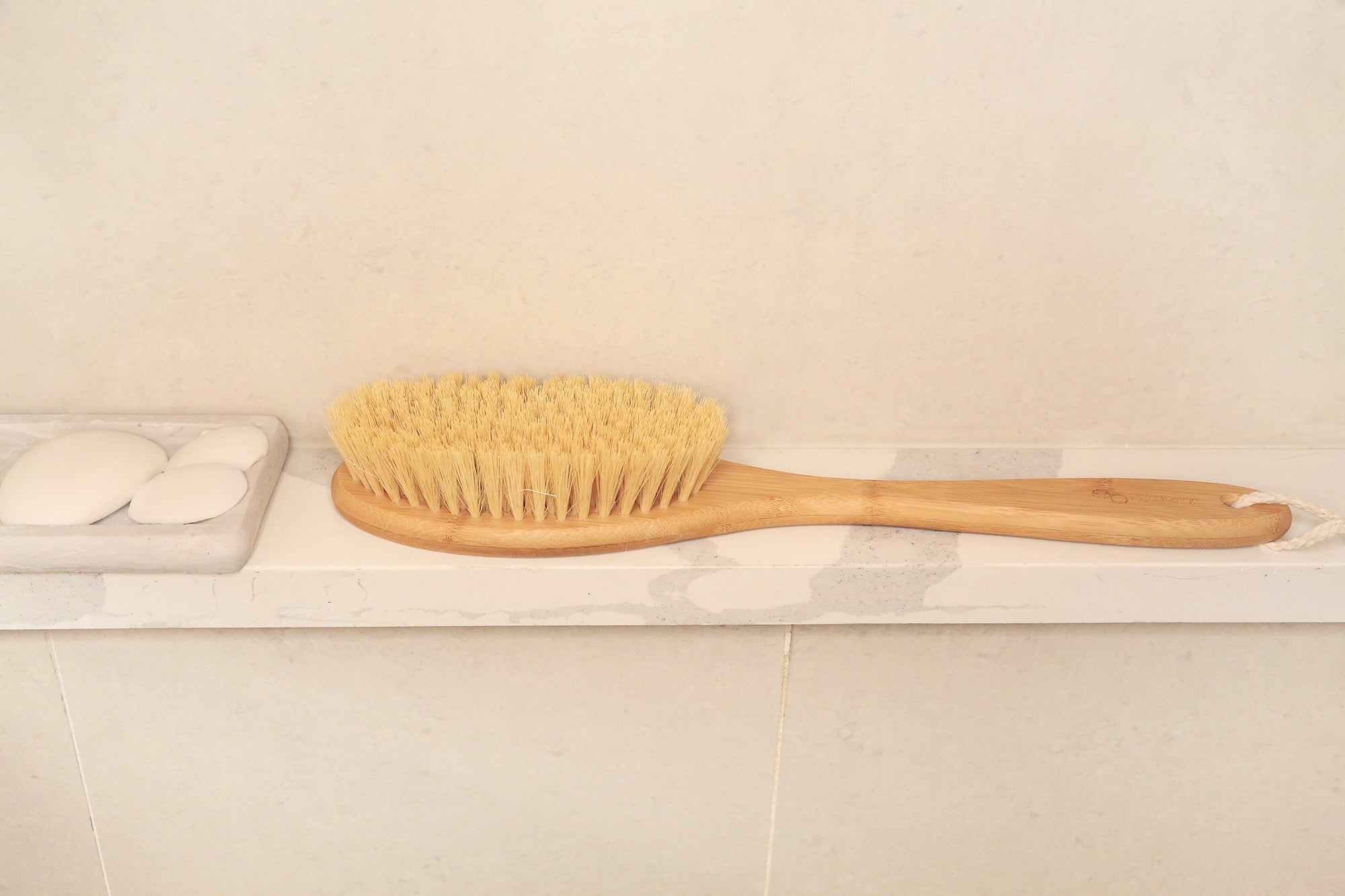 Natural Back Scrubbing Body Brush - Modern Hustle Marketplace