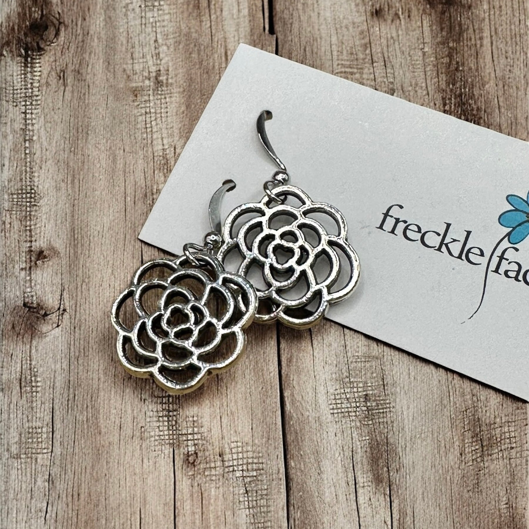 Rose Flower Earrings - Modern Hustle Marketplace