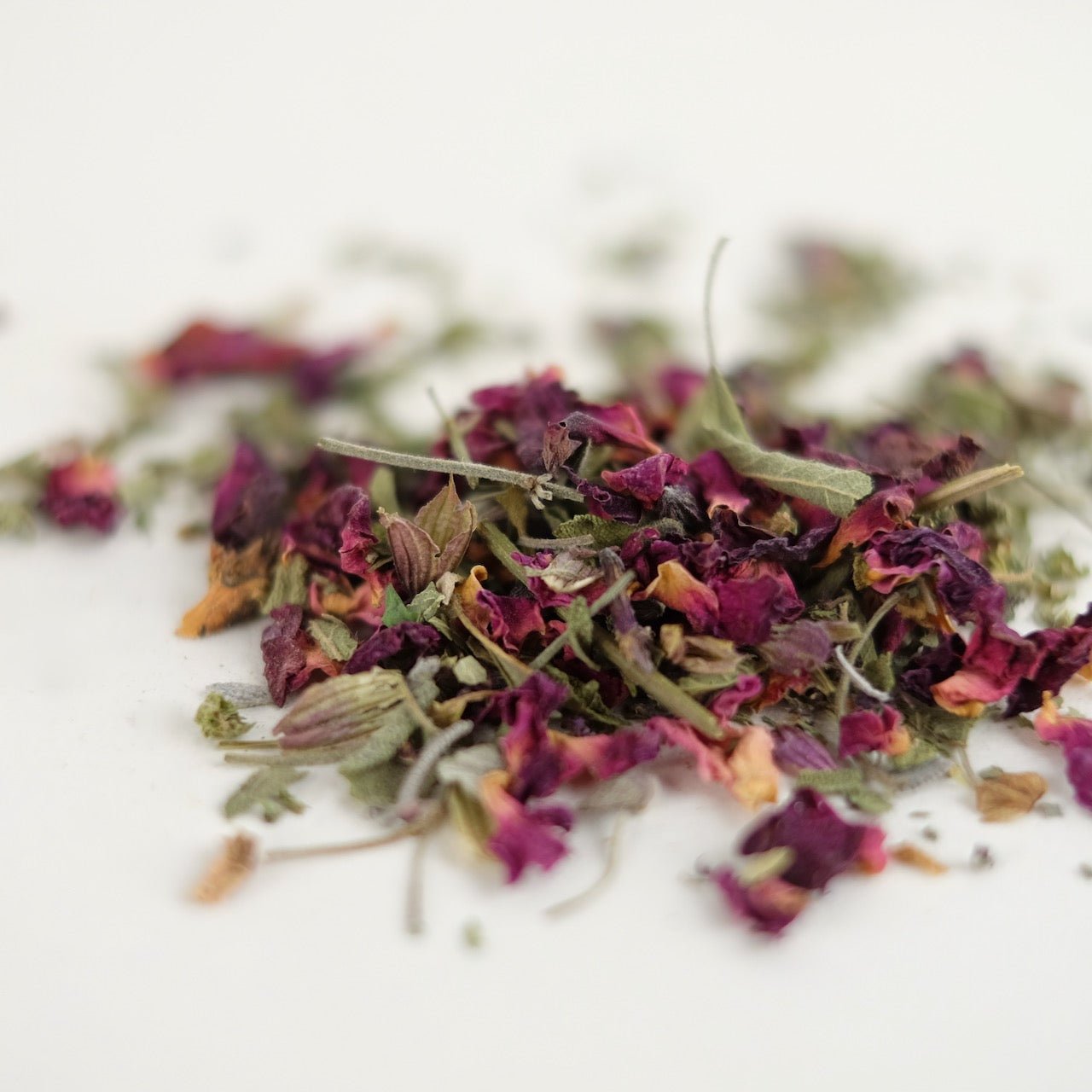 SUB ROSA // rhodiola, rose + holy basil tea - Modern Hustle Marketplace